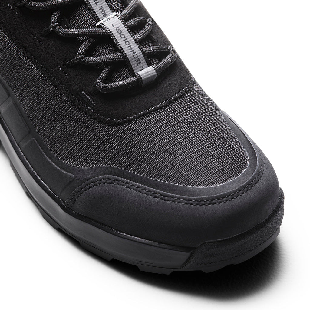 Packshot av skoen Route TRX 2.0 i fargen Black. Perfekt høst- og vintersko.